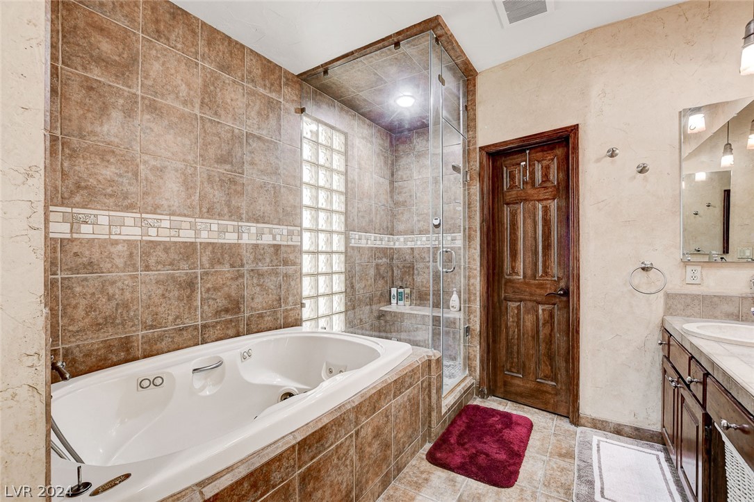 8941 Diamond Falls Drive