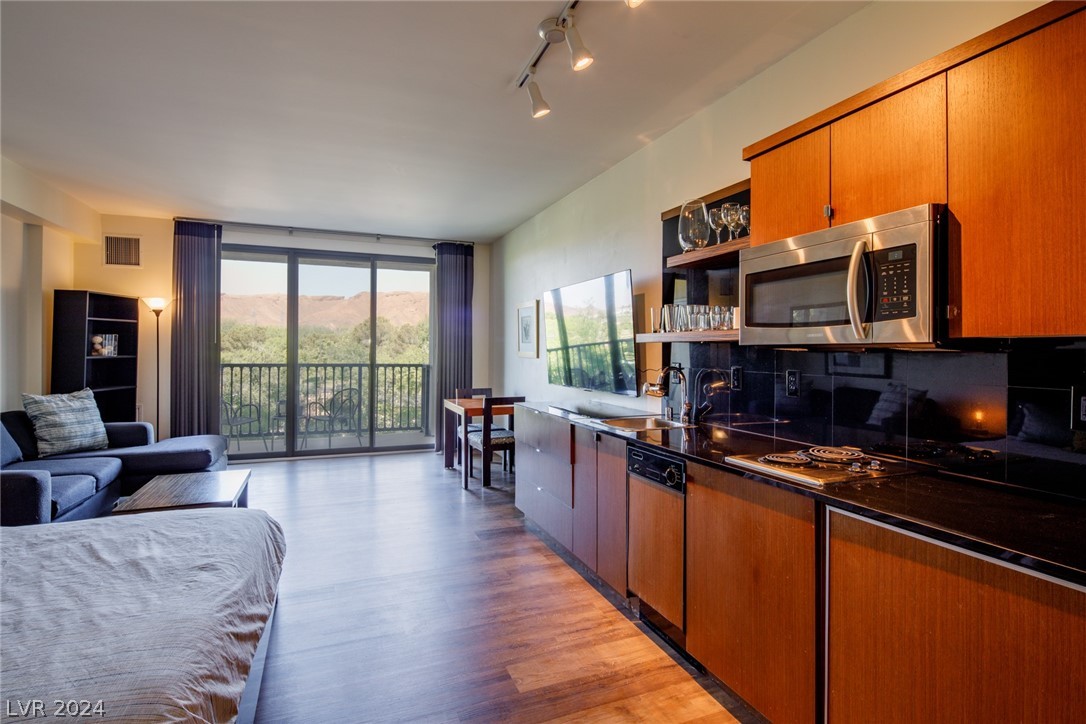 29 Montelago Boulevard 349