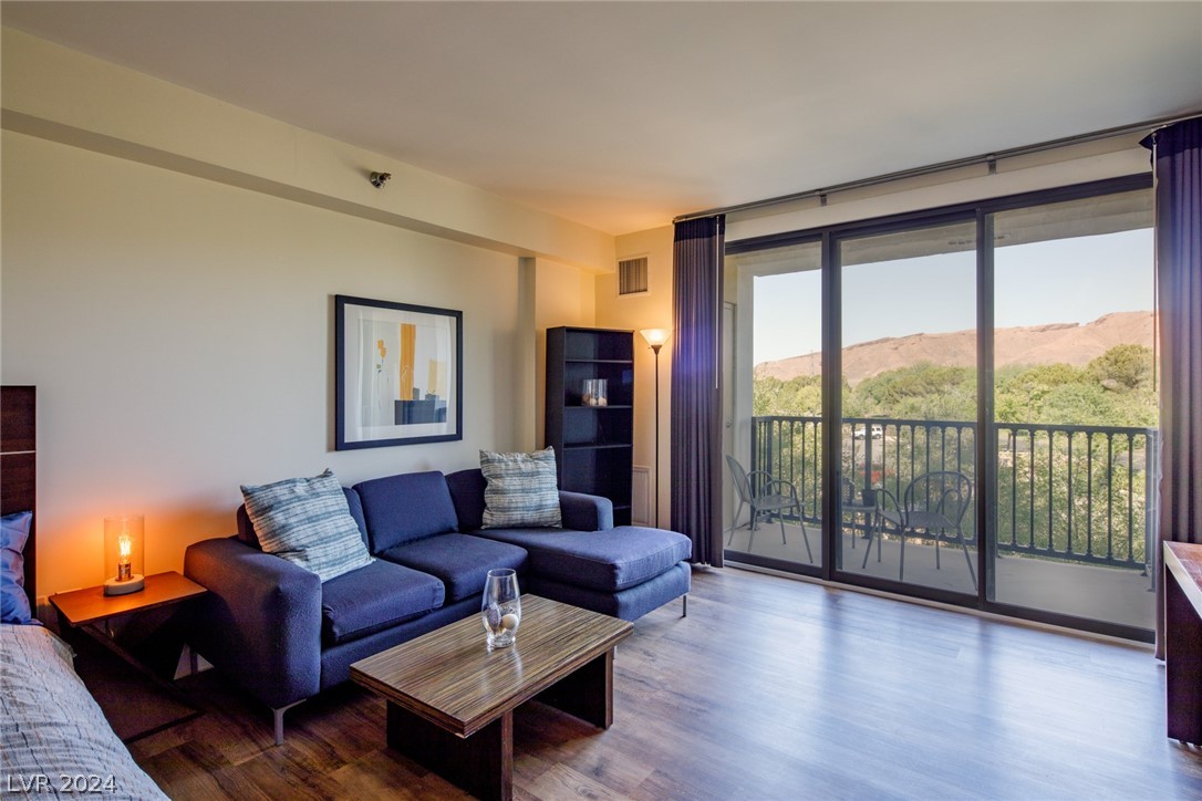 29 Montelago Boulevard 349