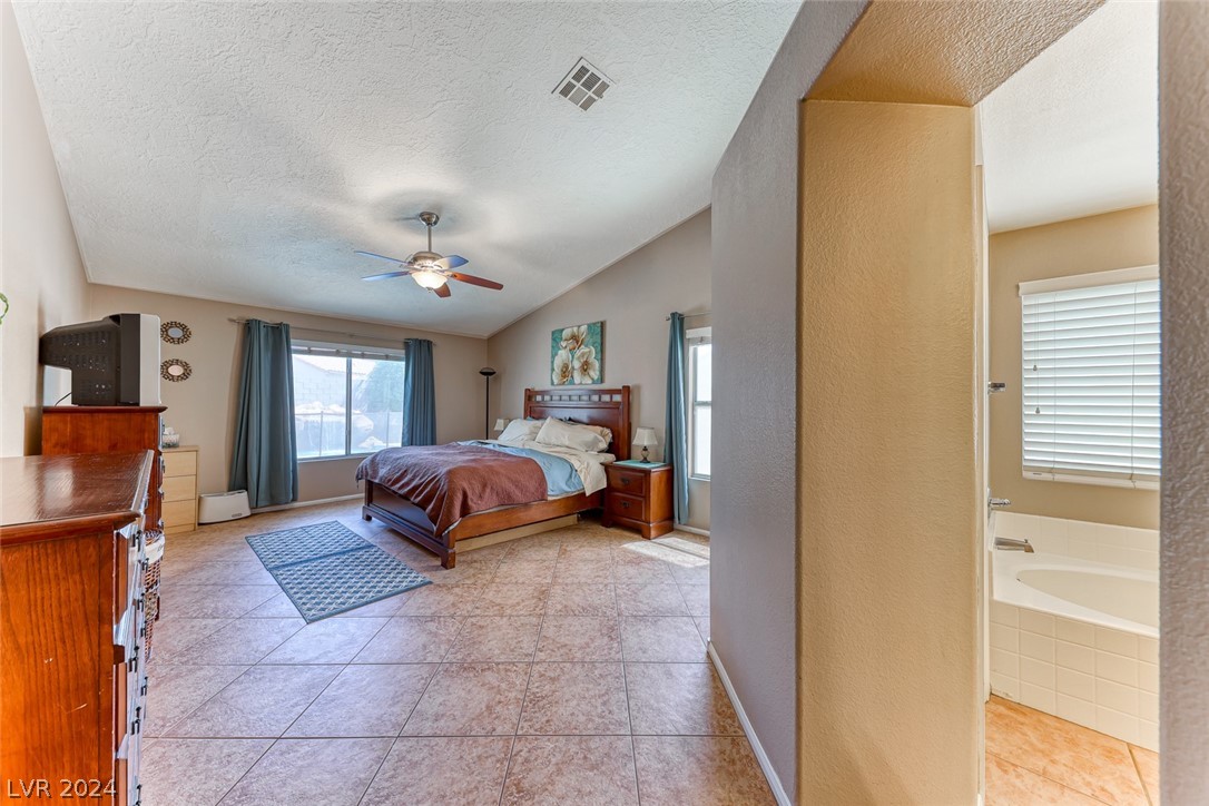 8904 Rusty Rifle Avenue