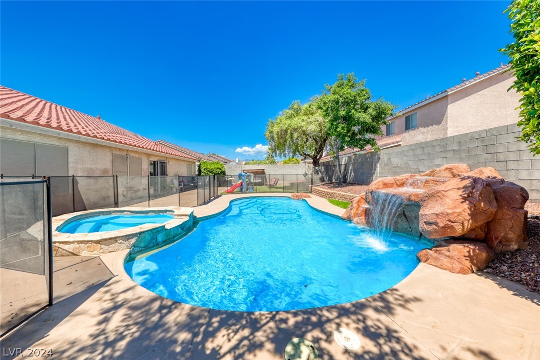 8904 Rusty Rifle Avenue