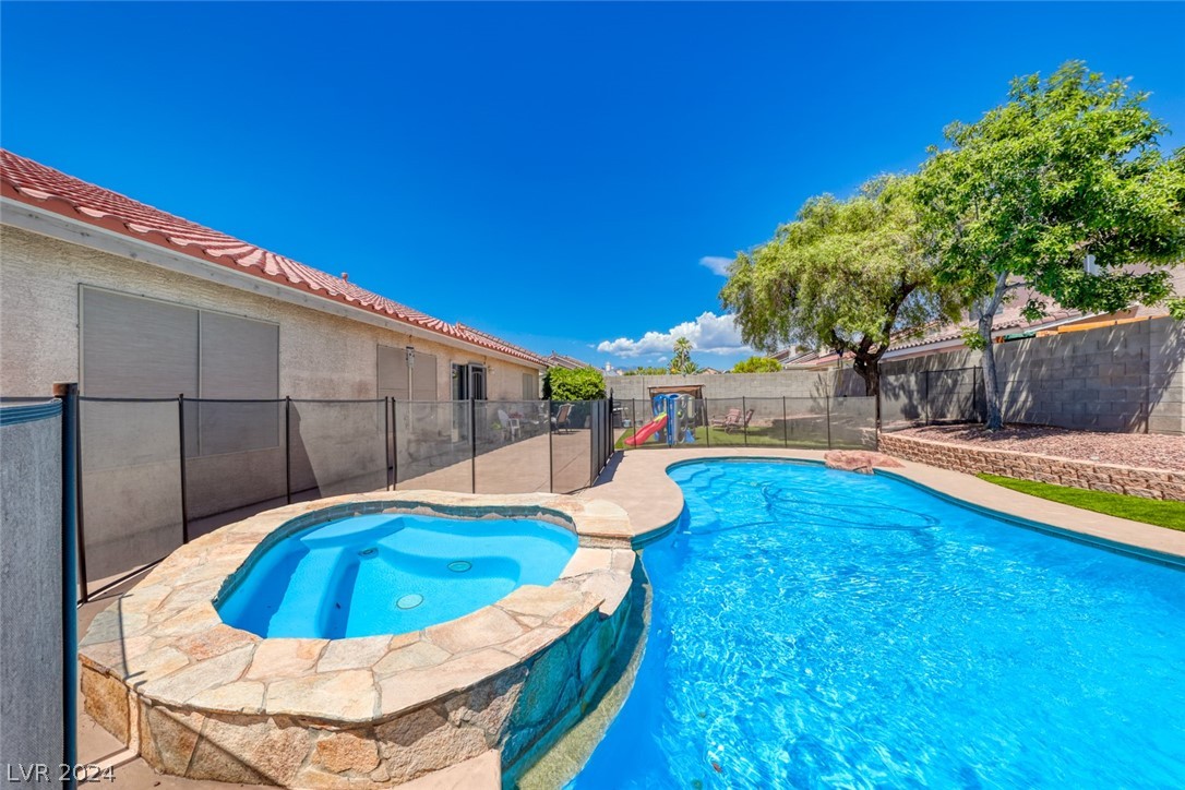 8904 Rusty Rifle Avenue