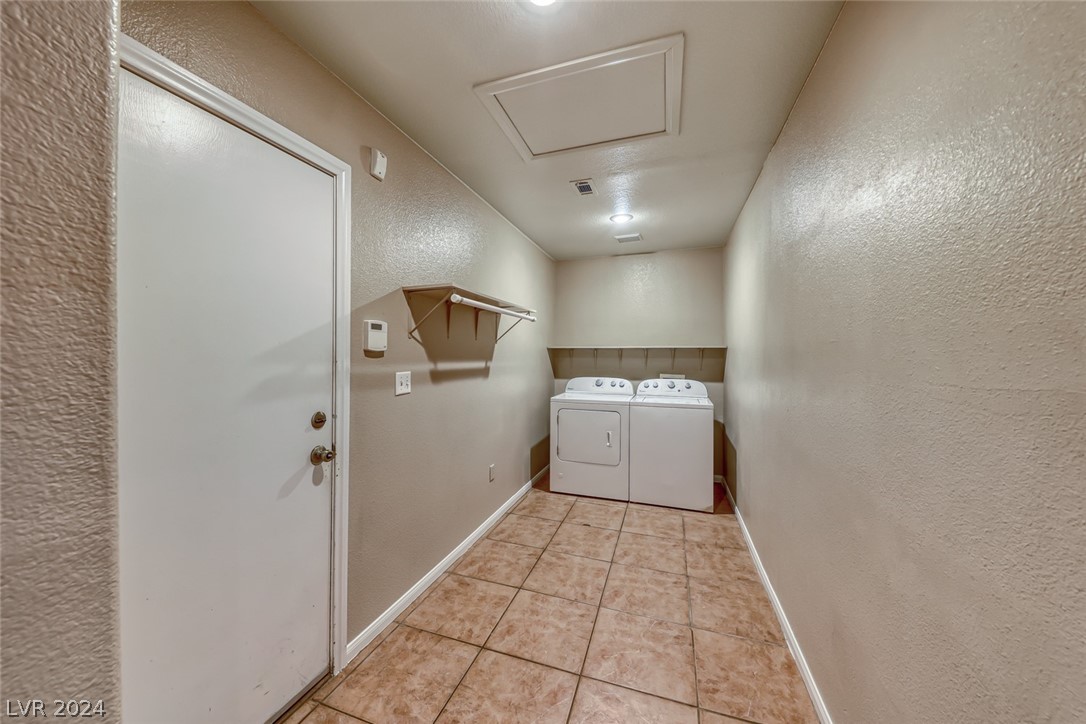 8904 Rusty Rifle Avenue