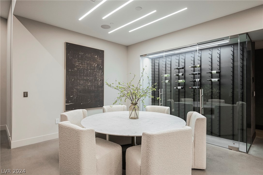 1530 Dragon Crest Avenue