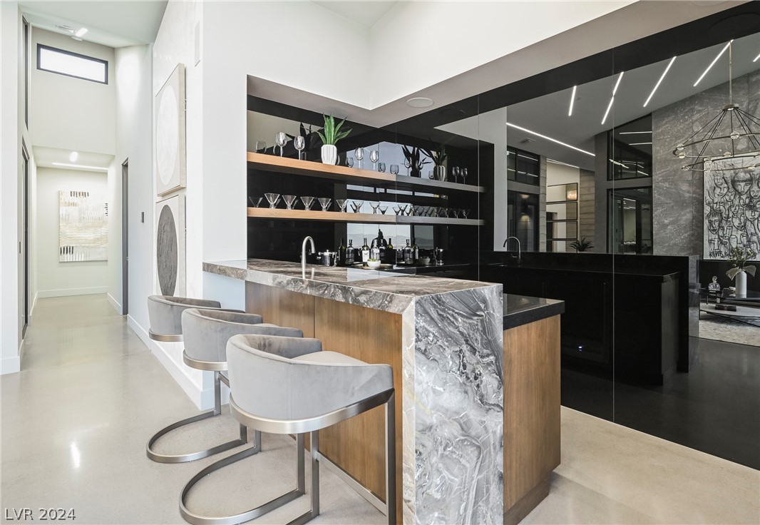 1530 Dragon Crest Avenue