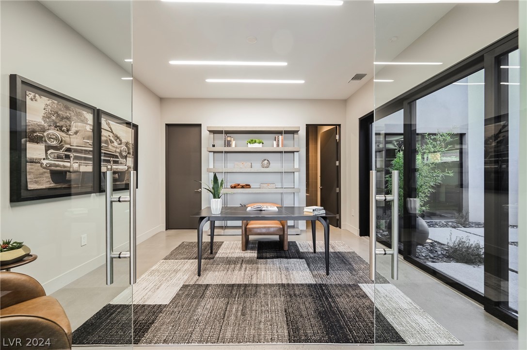 1530 Dragon Crest Avenue