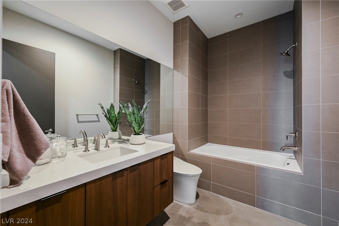 1530 Dragon Crest Avenue