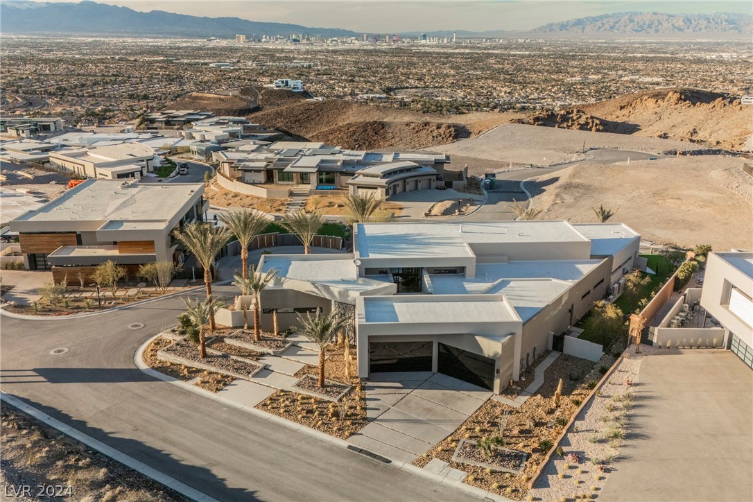 1530 Dragon Crest Avenue