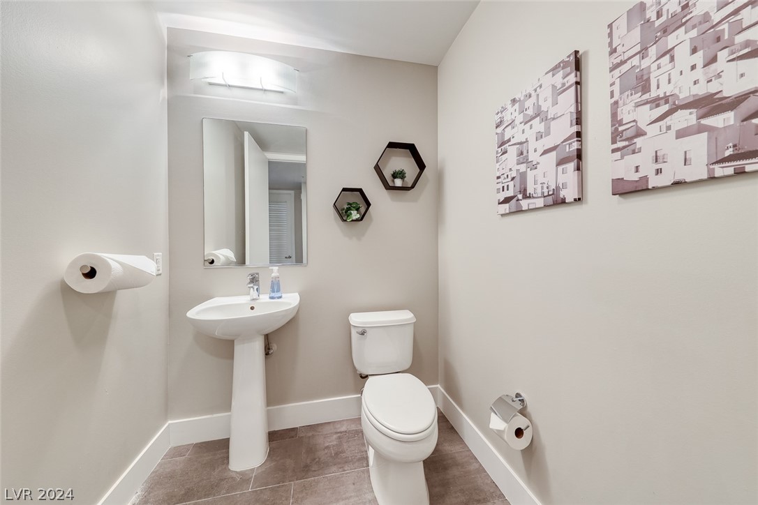 353 East Bonneville Avenue 129