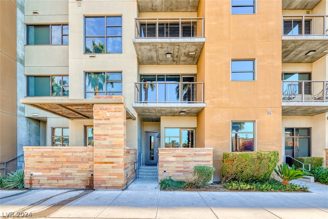 353 East Bonneville Avenue 129