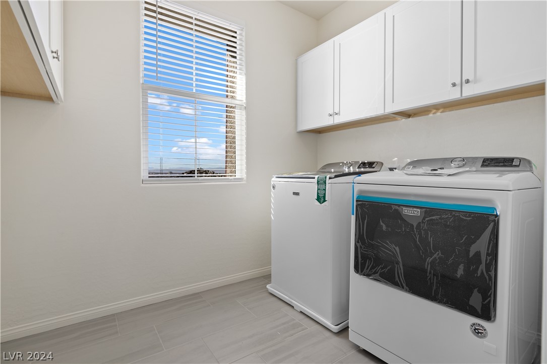 808 Cadence View Way