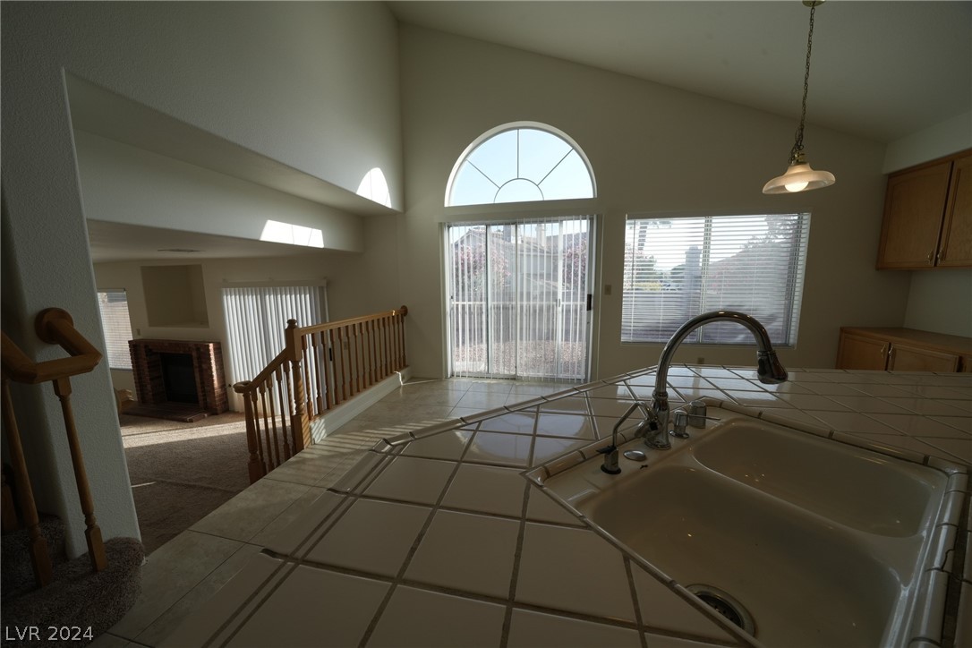 2842 Via Stella Street