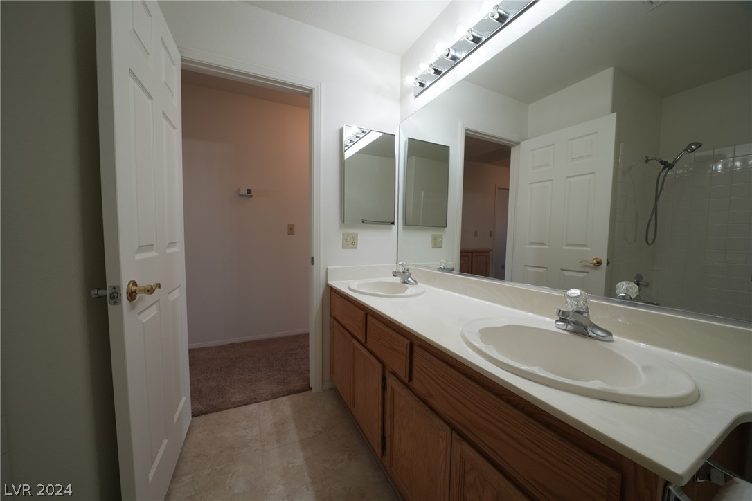 2842 Via Stella Street