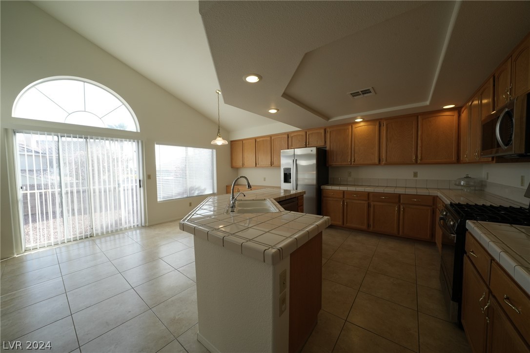 2842 Via Stella Street