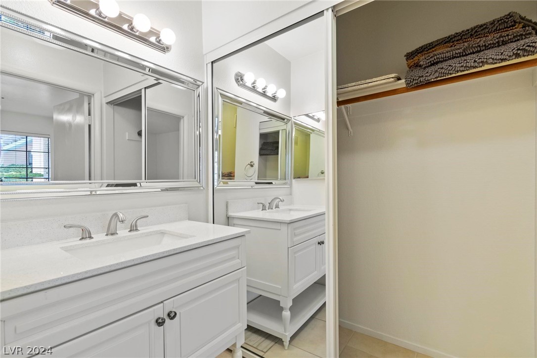4827 South Torrey Pines Drive 103
