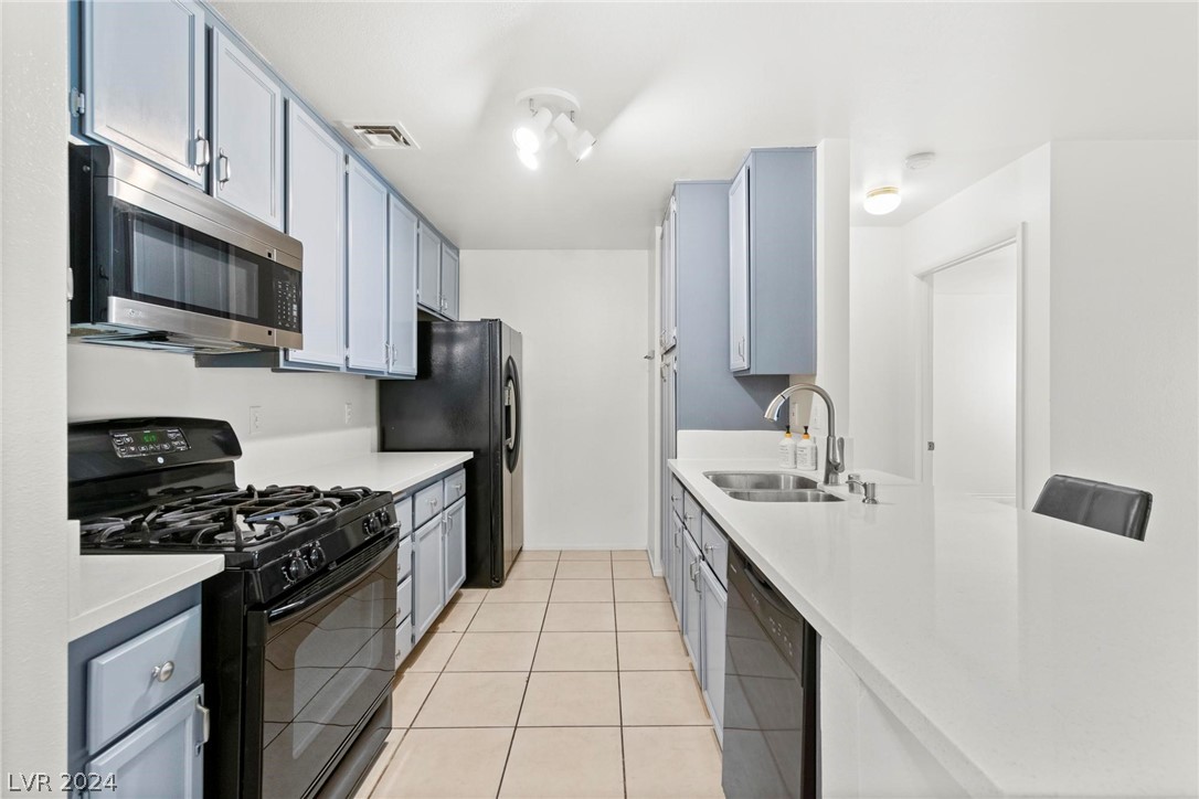 4827 South Torrey Pines Drive 103