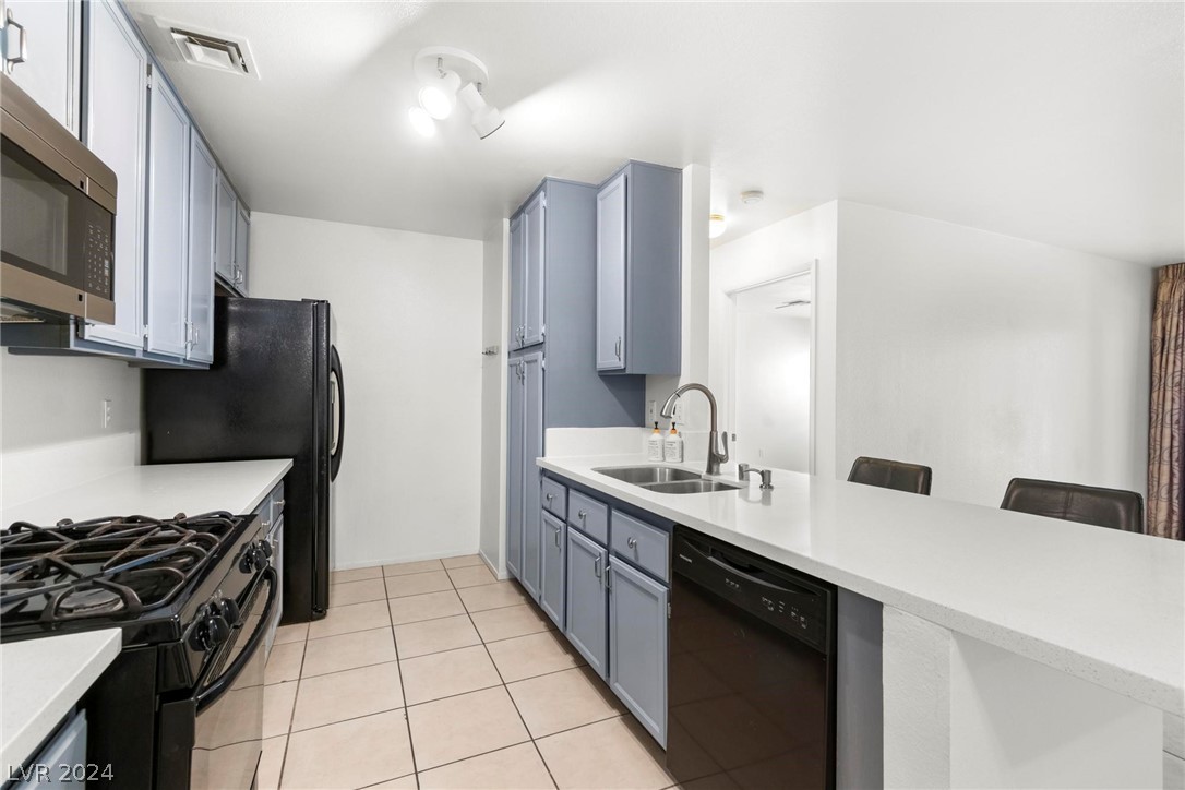 4827 South Torrey Pines Drive 103