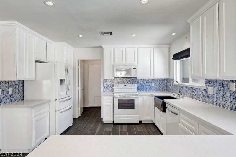 1424 Bamber Drive