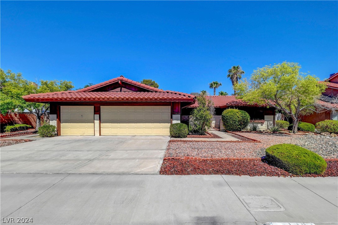 1424 Bamber Drive