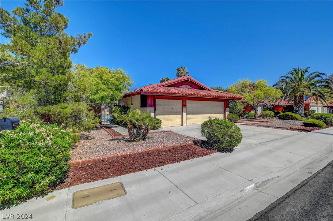 1424 Bamber Drive