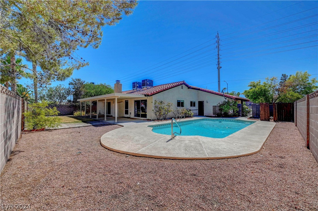 1424 Bamber Drive