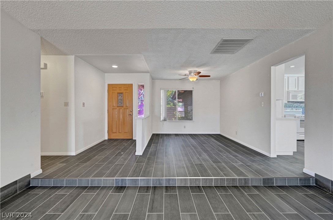 1424 Bamber Drive
