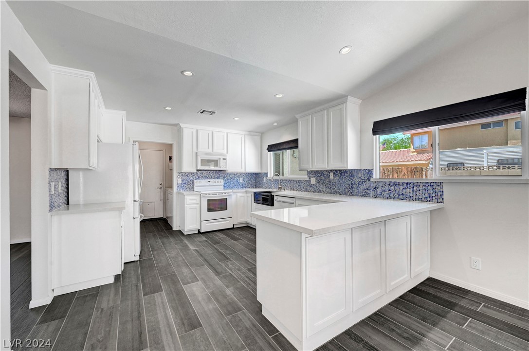 1424 Bamber Drive
