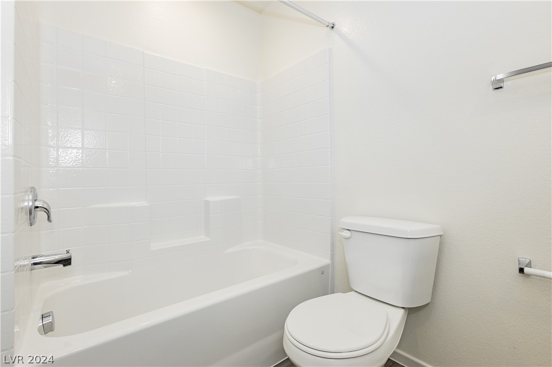 9920 Tangerine Hills Street