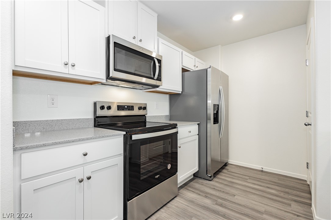 9920 Tangerine Hills Street