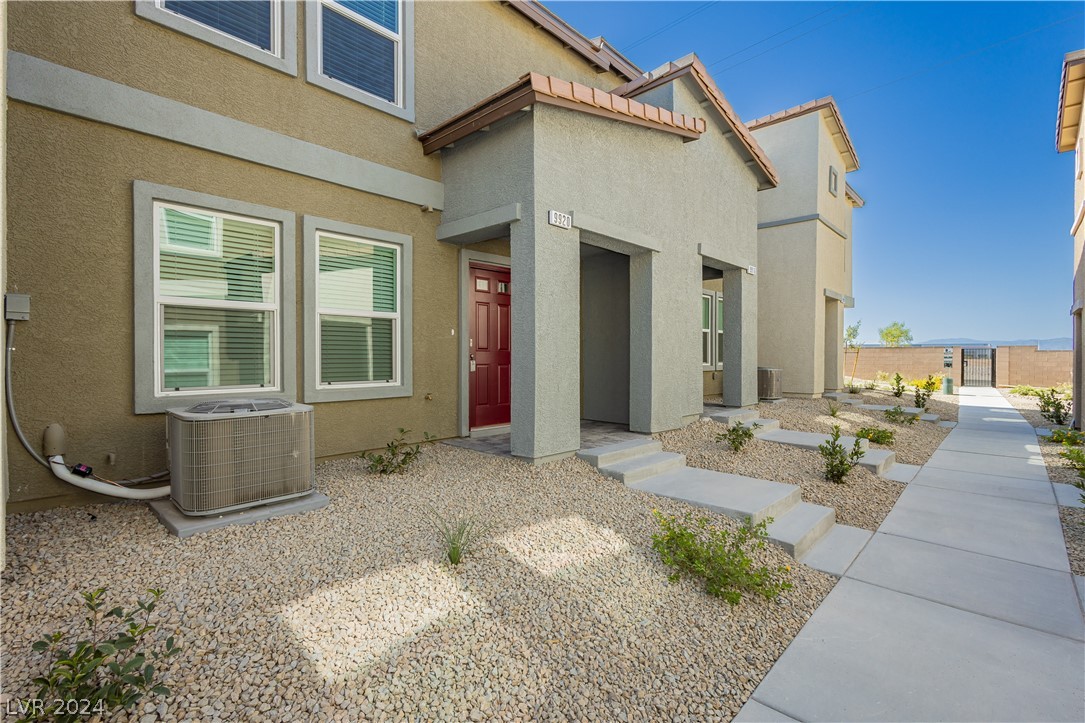 9920 Tangerine Hills Street