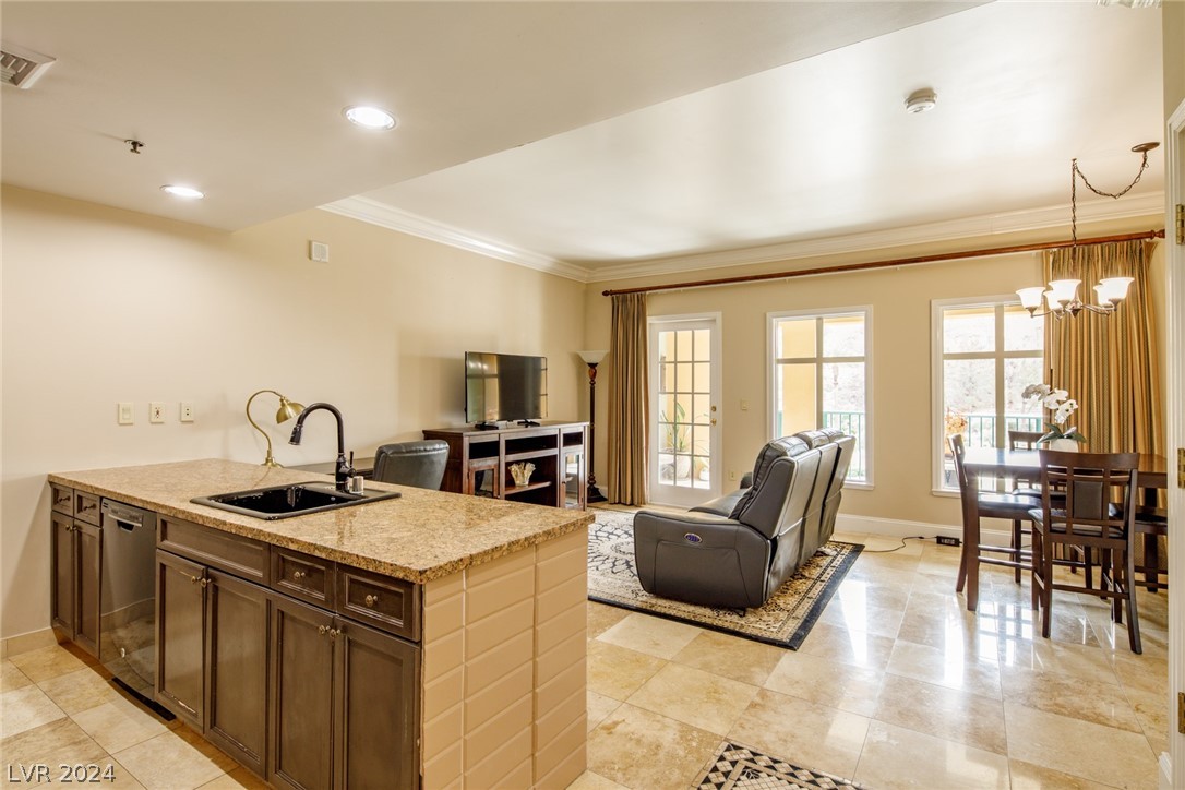 30 Strada Di Villaggio 423