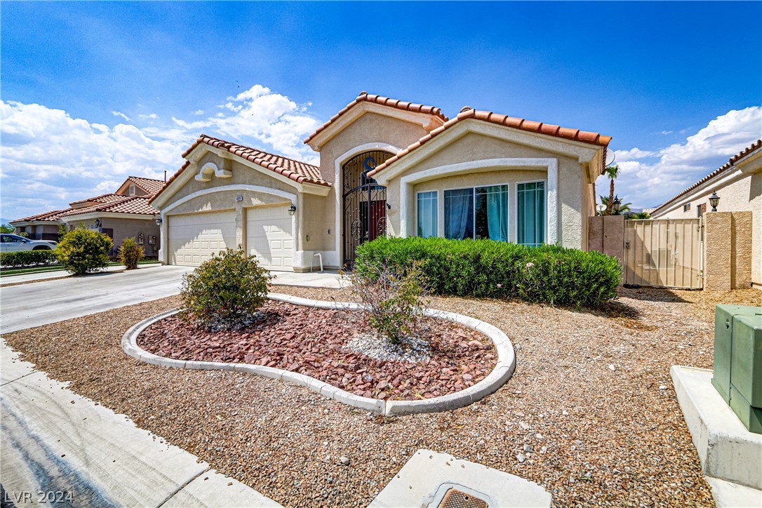 4928 Encore Paradise Avenue