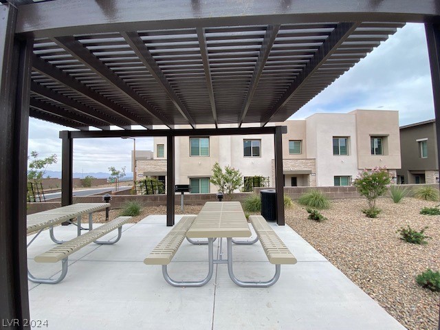 600 North Carriage Hill Drive 1002