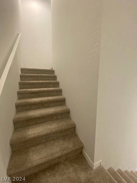 600 North Carriage Hill Drive 1002