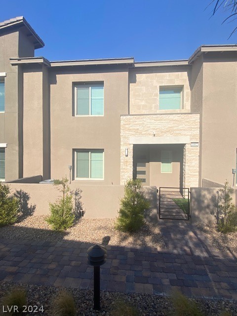 600 North Carriage Hill Drive 1002