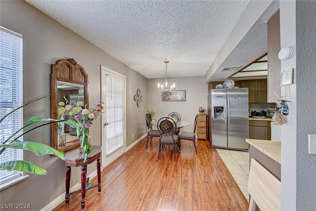5576 West Rochelle Avenue 16B