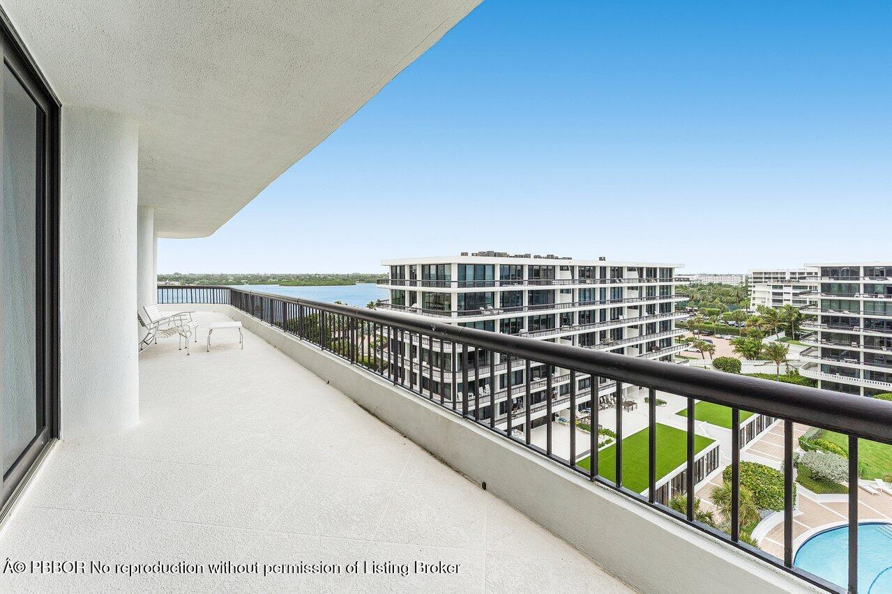 2660 S Ocean Boulevard 703S