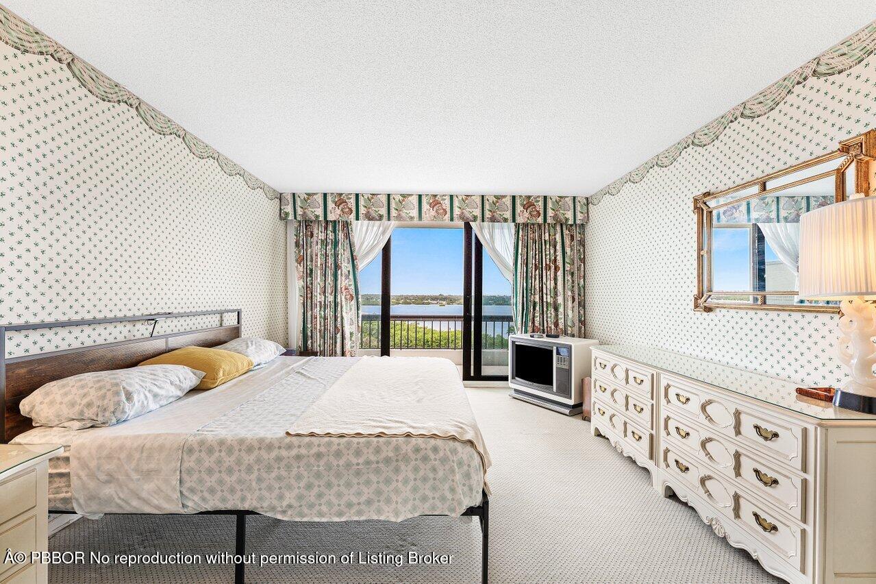 2660 S Ocean Boulevard 703S