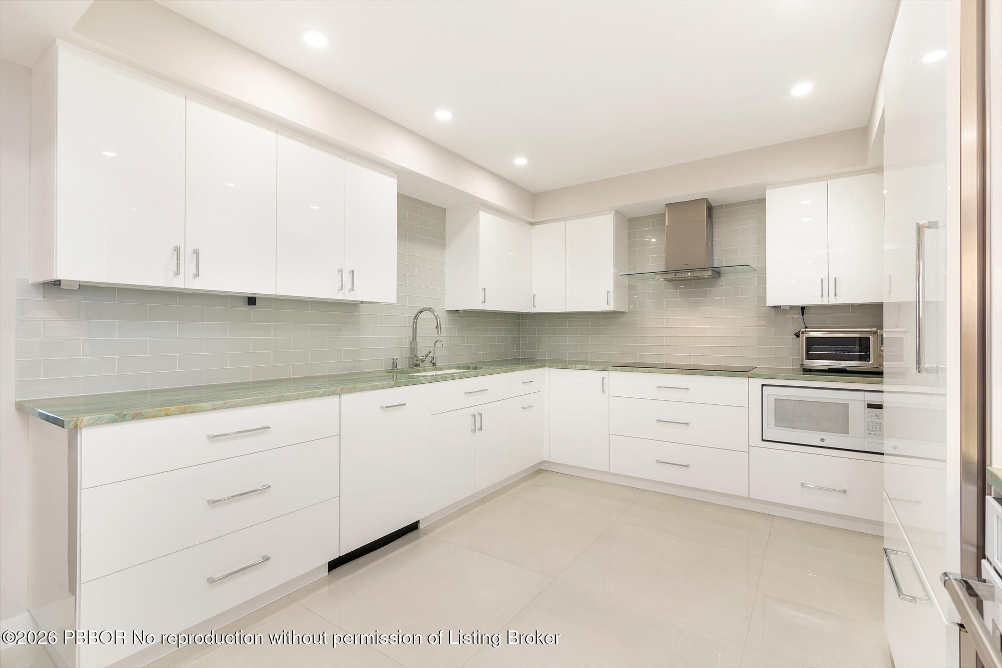 2600 S Ocean Boulevard 302-W