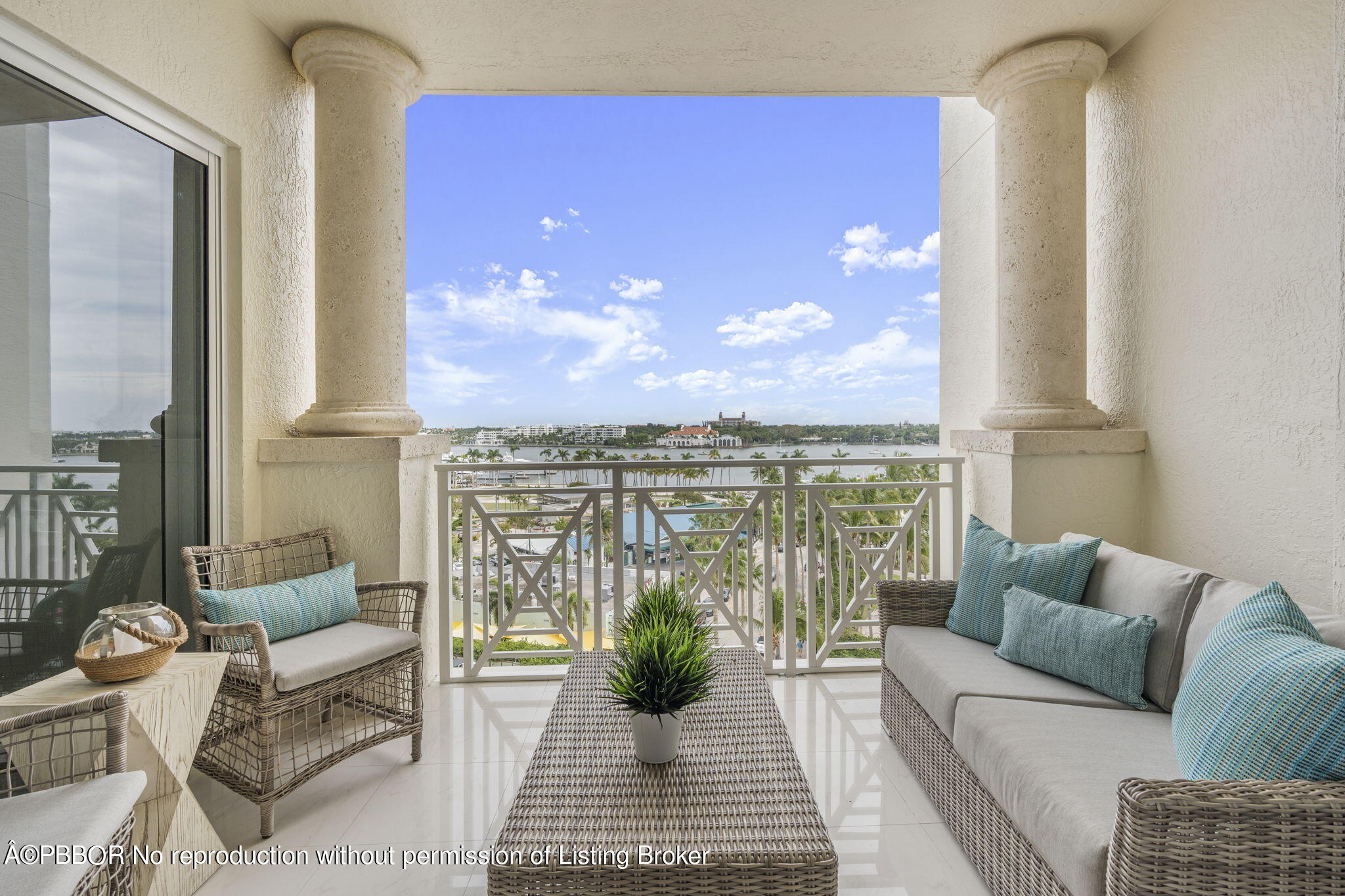 201 S Narcissus Avenue 605