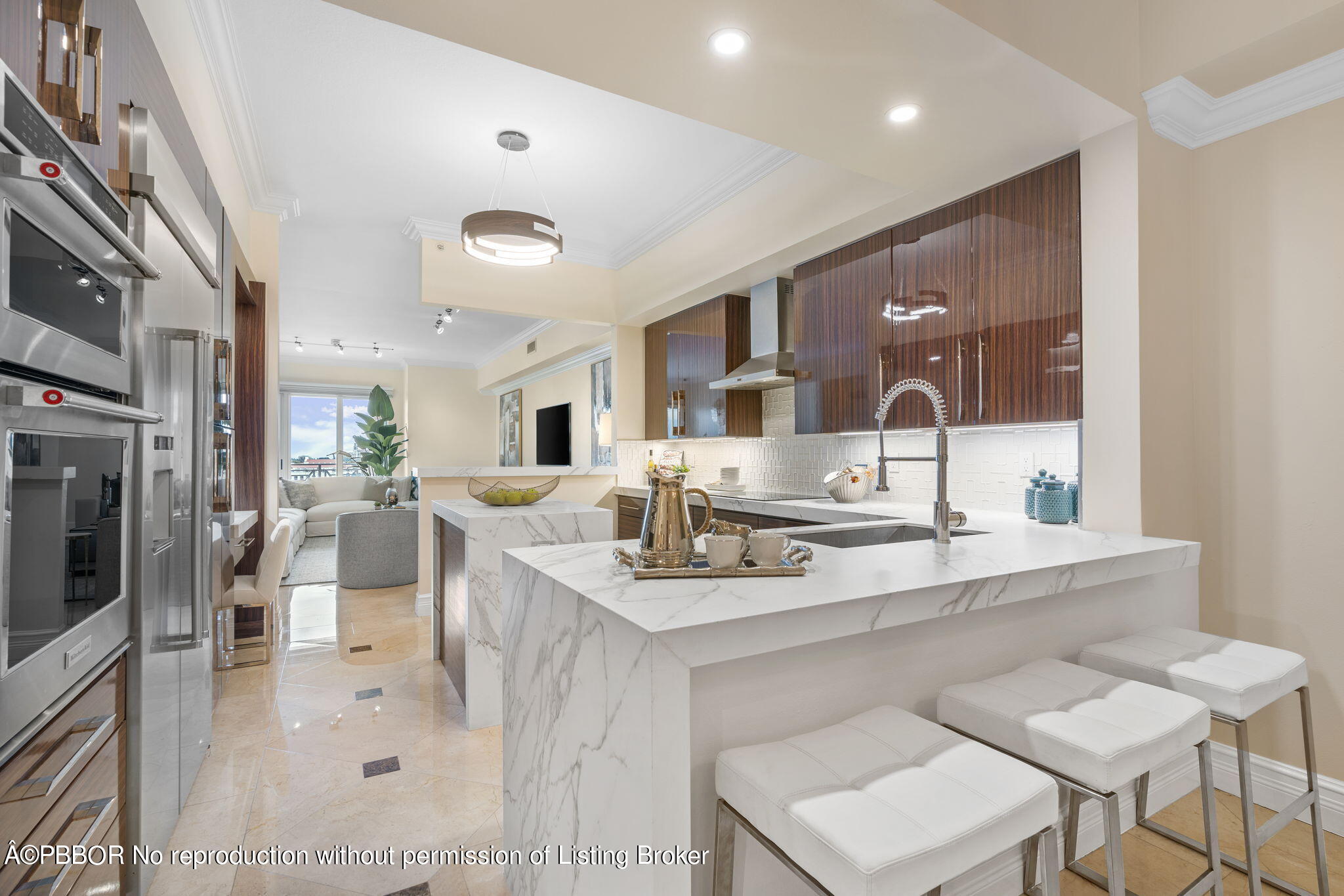 201 S Narcissus Avenue 605