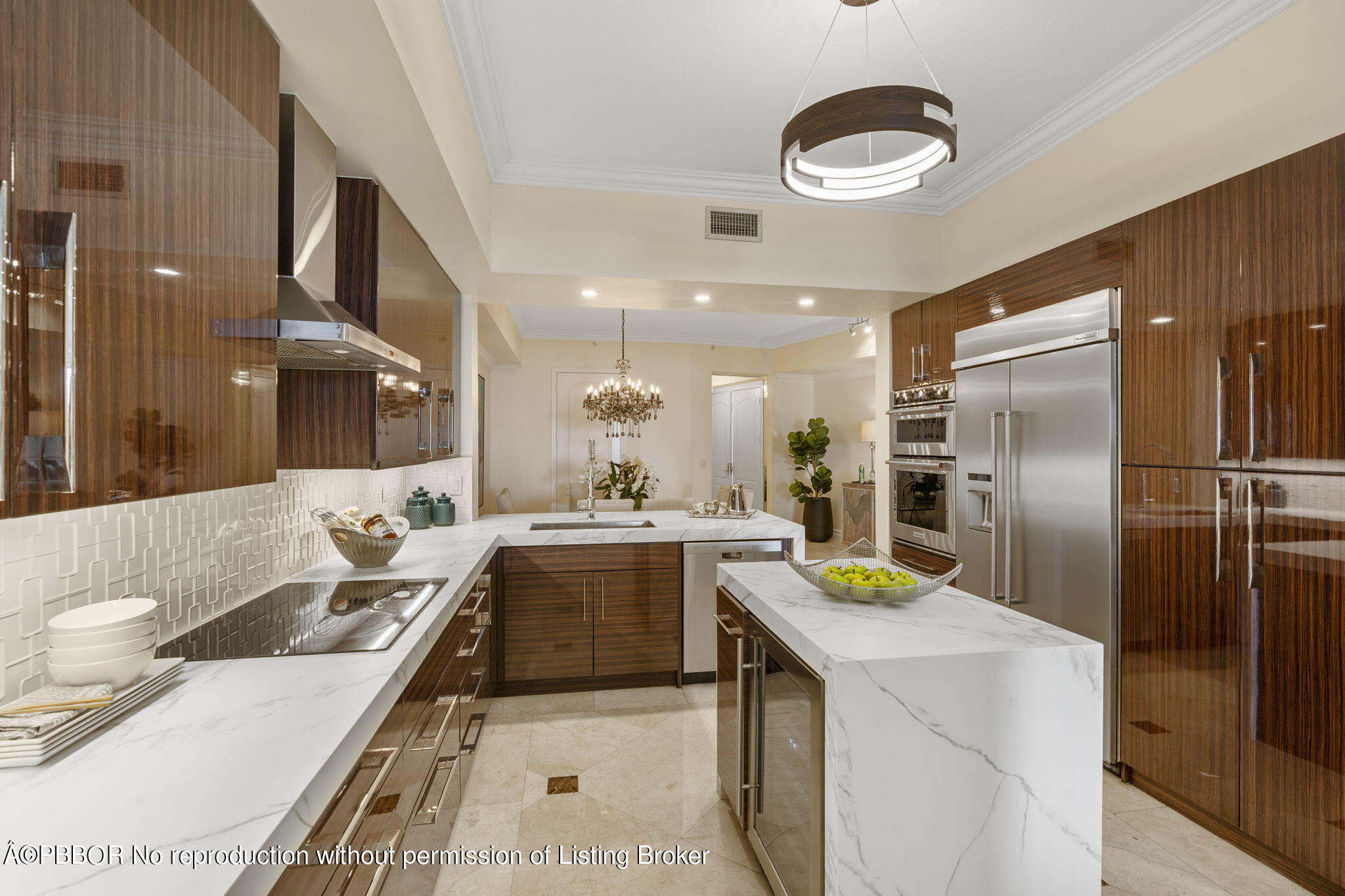 201 S Narcissus Avenue 605