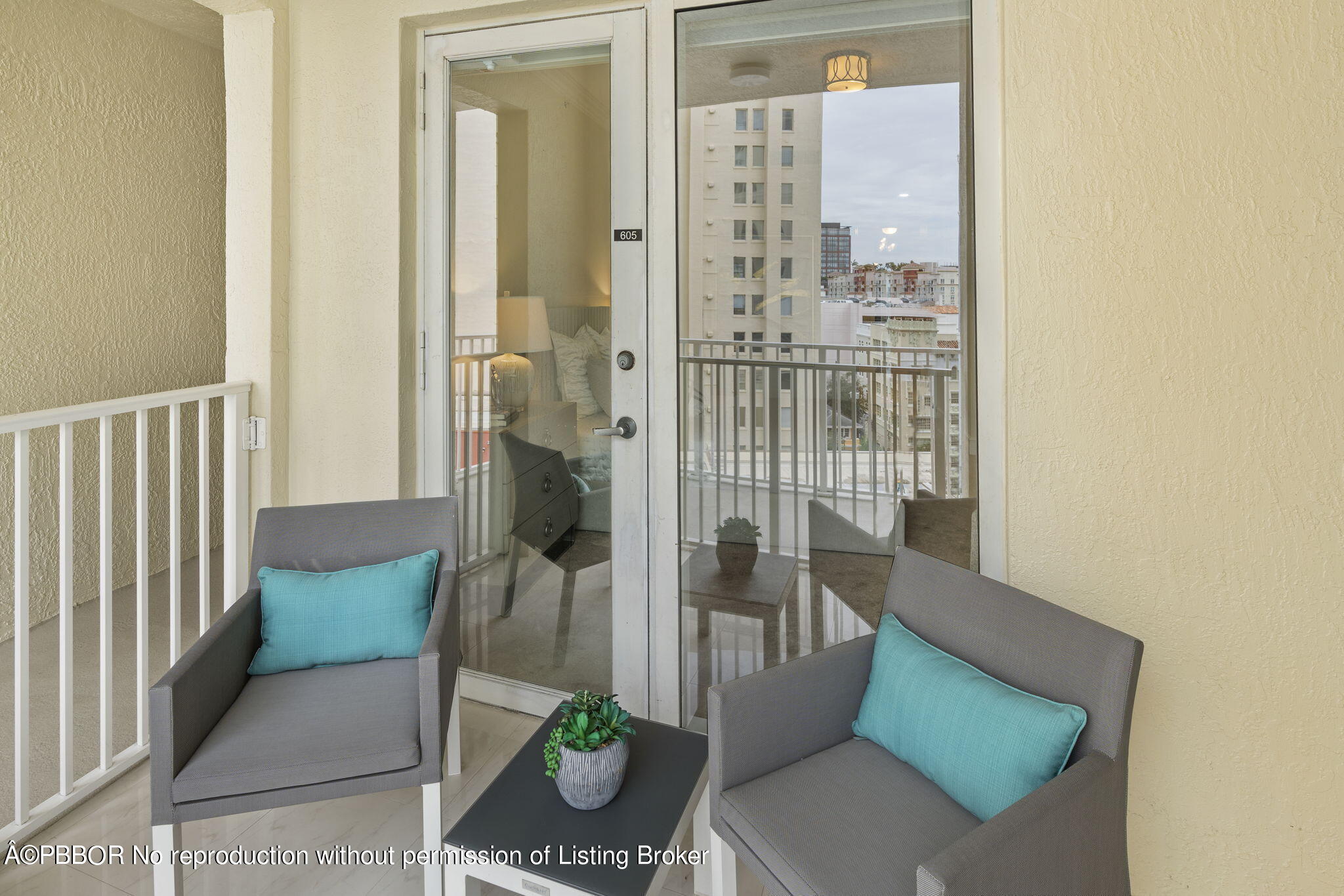 201 S Narcissus Avenue 605