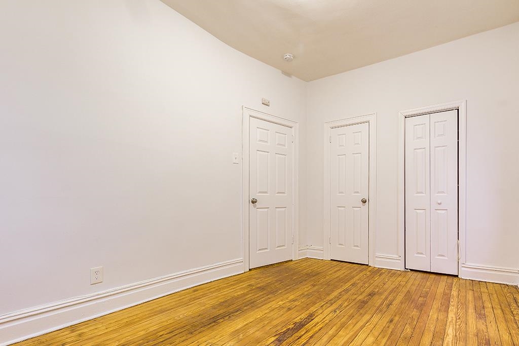 276 WINFIELD AVE