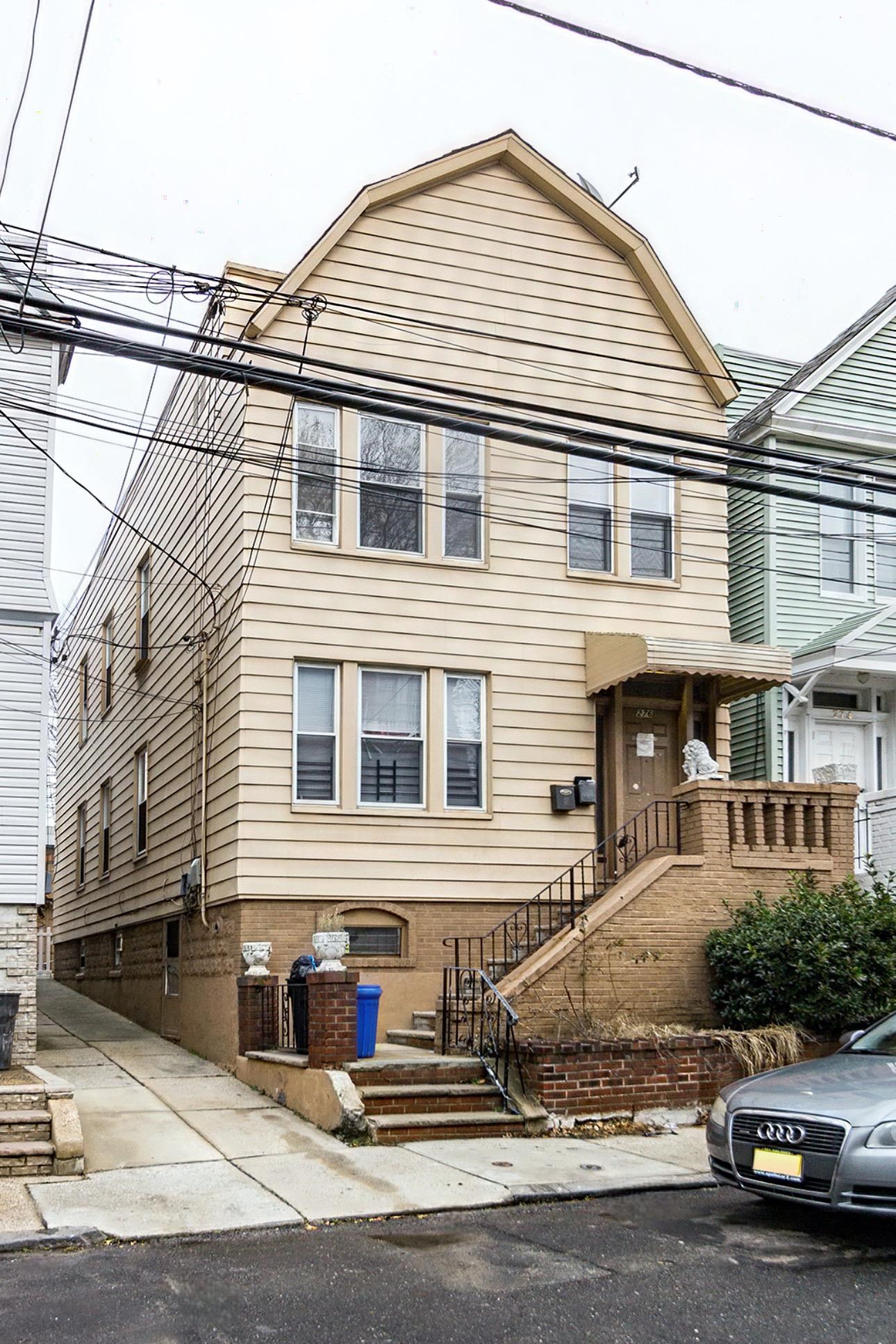 276 WINFIELD AVE