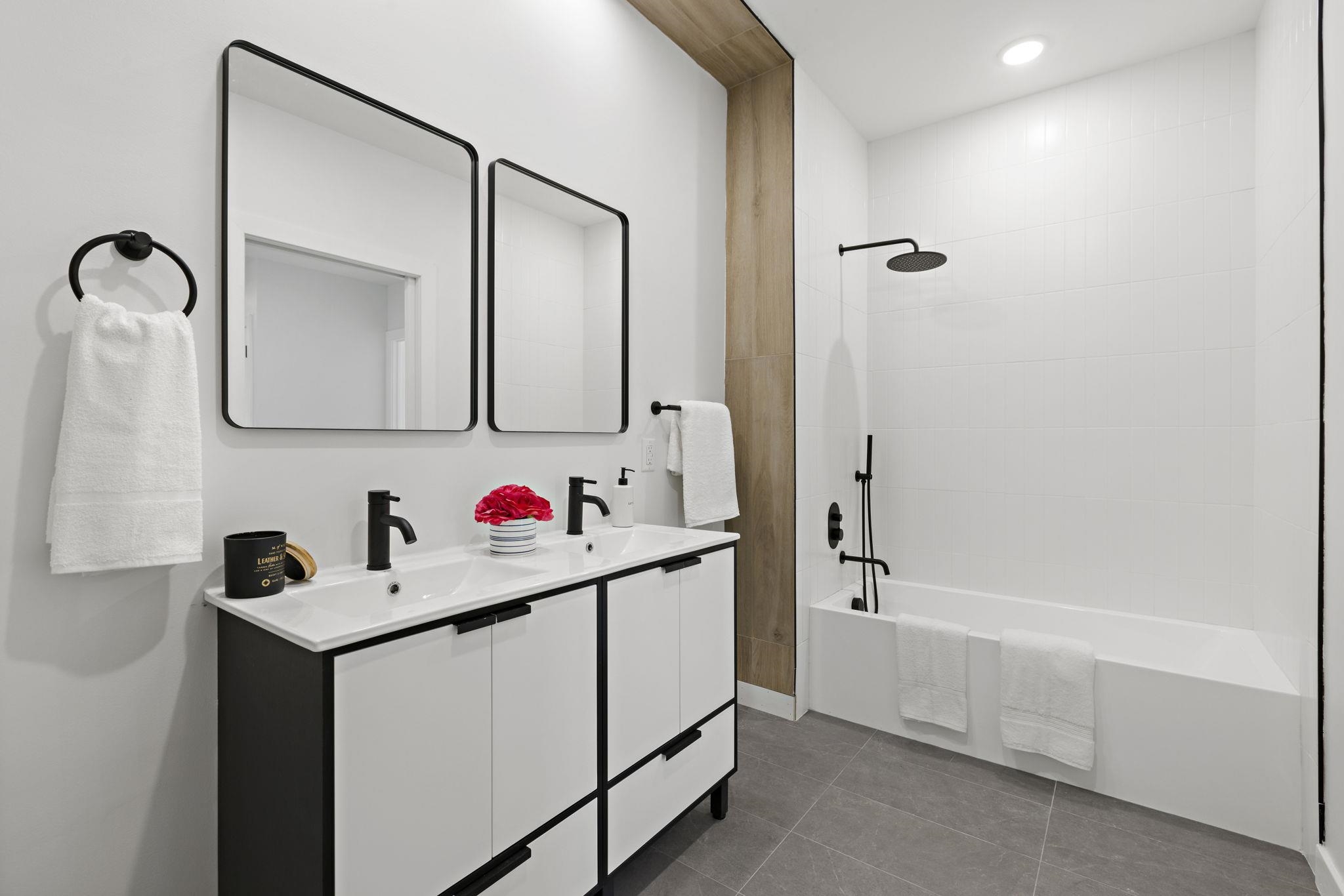 35 ORCHARD ST Unit: 301