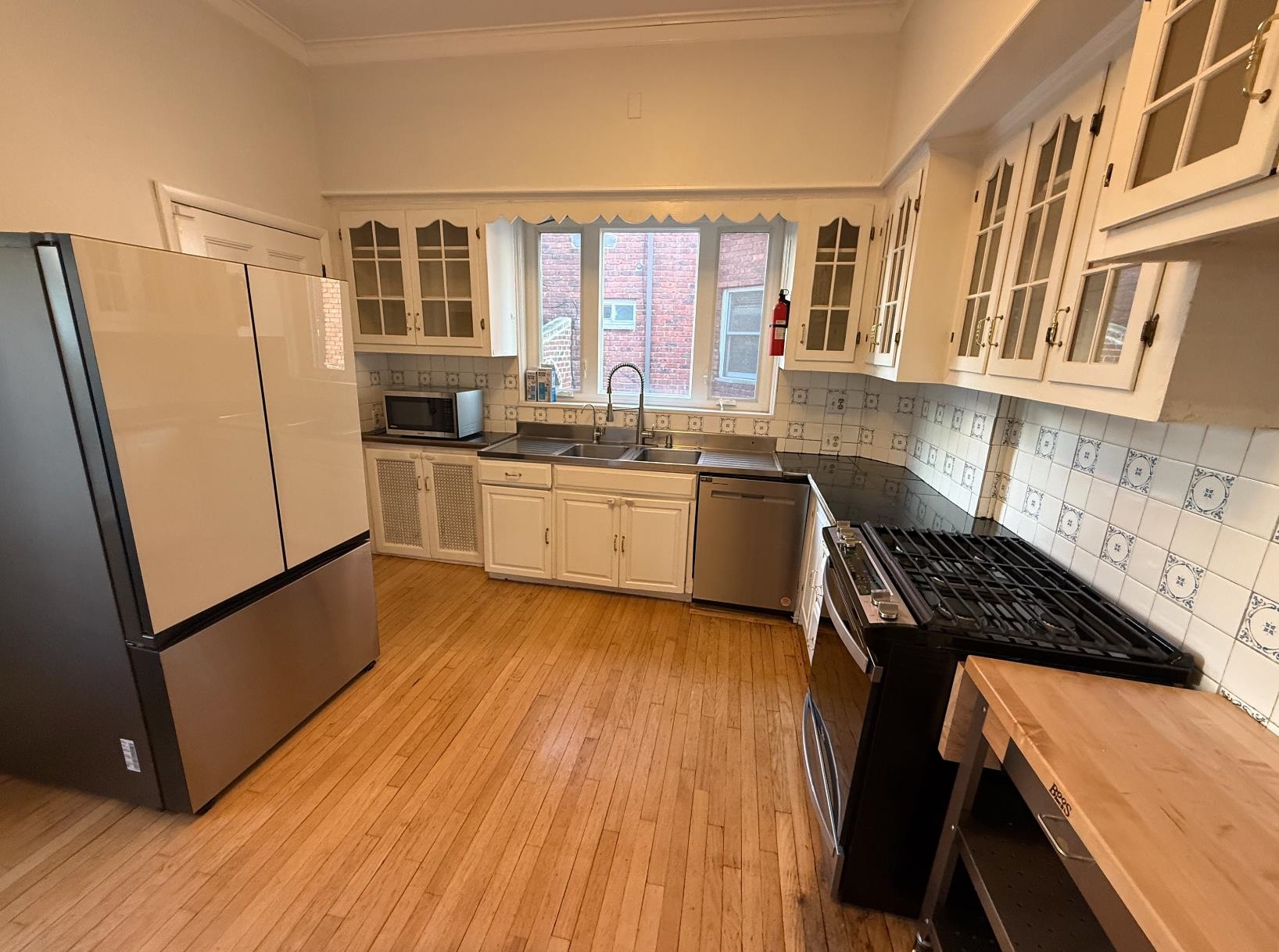 785 BLVD EAST Unit: 1