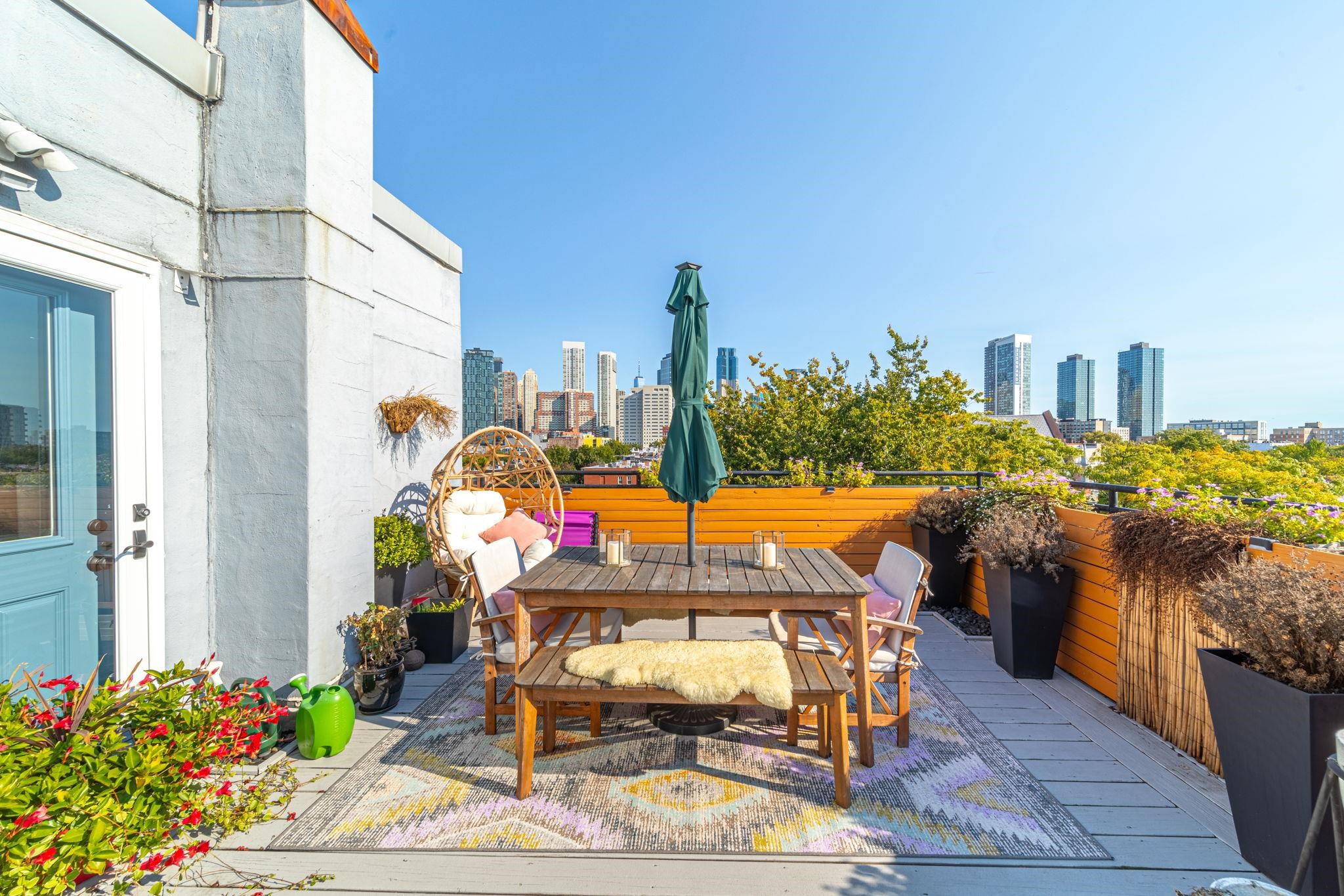 167 WAYNE ST Unit: 401T