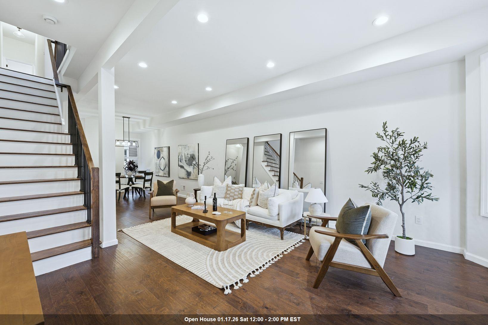 155 1/2 ARLINGTON AVE