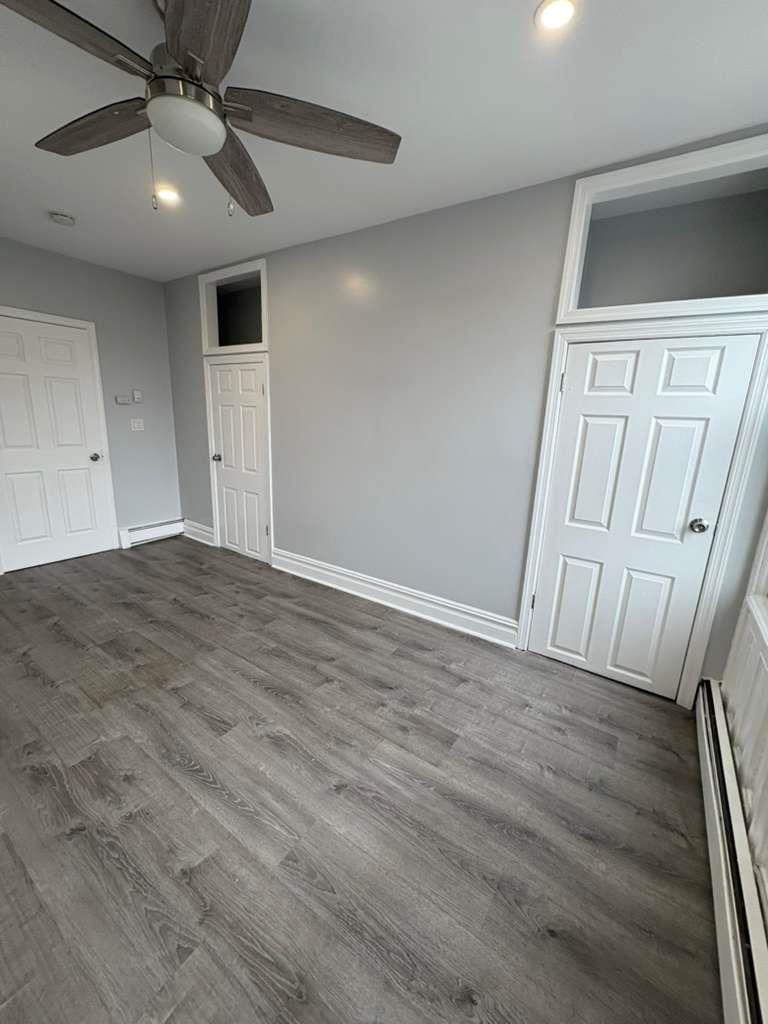 146 GRACE ST Unit: 2R